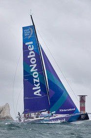 THM-17_062714_team AkzoNobel