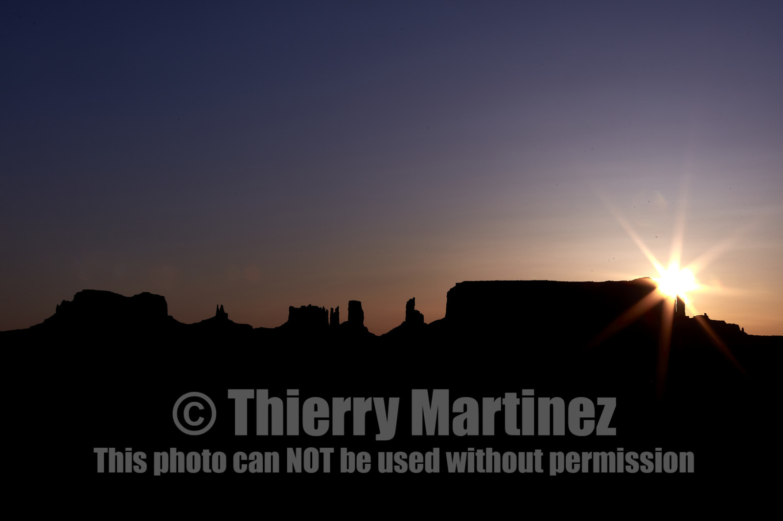 THM-18_056727-MONUMENT VALLEY