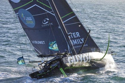 22_40225   © Thierry Martinez.DINARD, FRANCE. 9 Novembre  2022Départ de la 12éme ROUTE DU RHUM, transatlantique course à la voile en solitaire de St Malo(FRA)  à Pointe à Pitre (FRA-Guadeloupe) 3.543 milles nautiques.