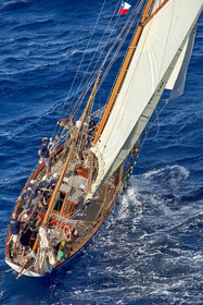 THM-21_22987_VOILES ST TROPEZ DAY 2 HELI