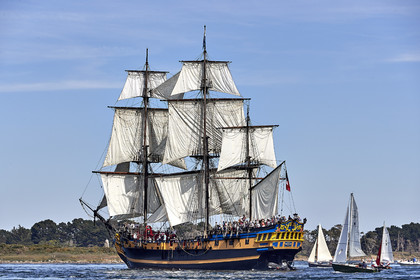 THM-19_18131-SEMAINE du Golfe PARADE
