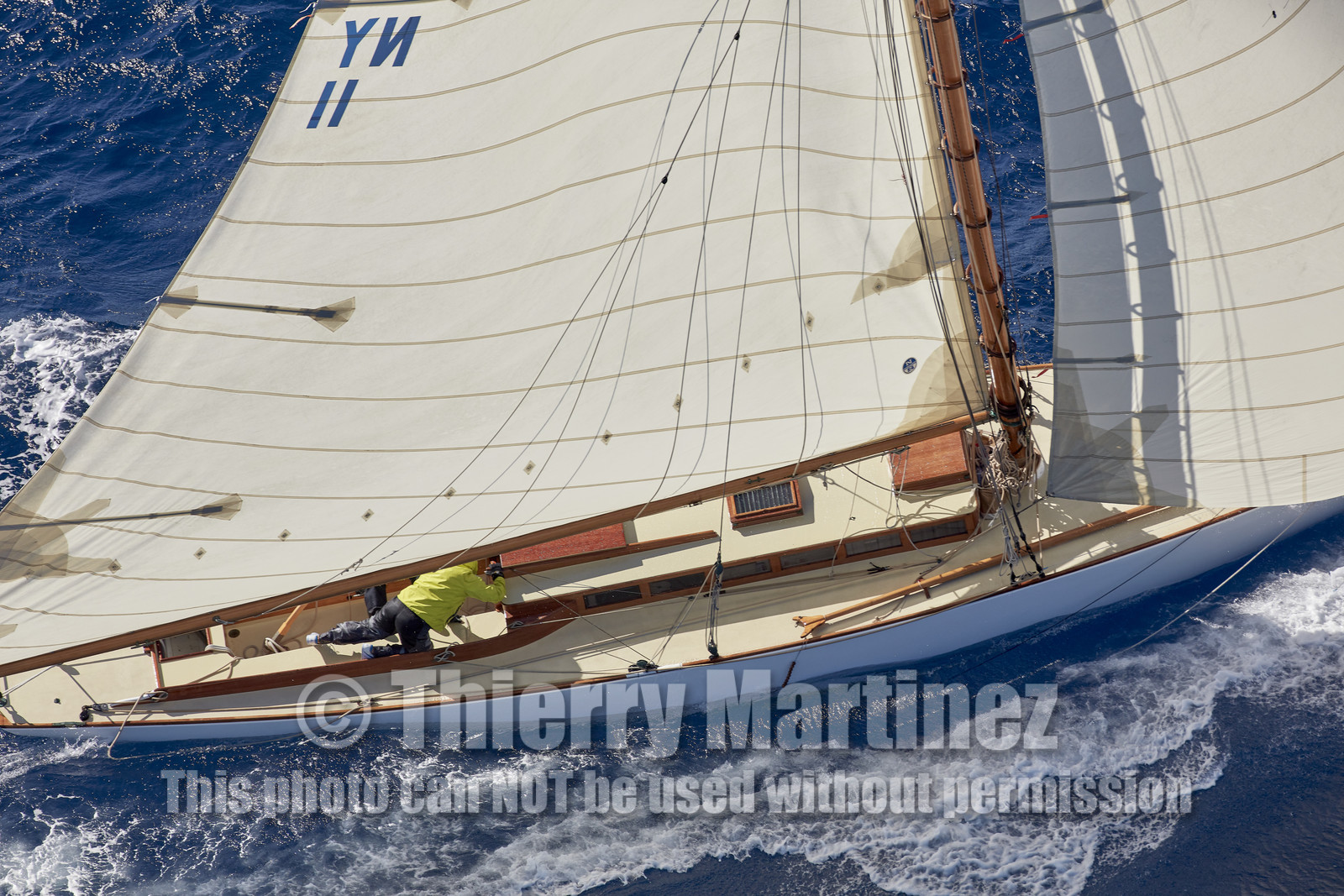 THM-21_23055_VOILES ST TROPEZ DAY 2 HELI