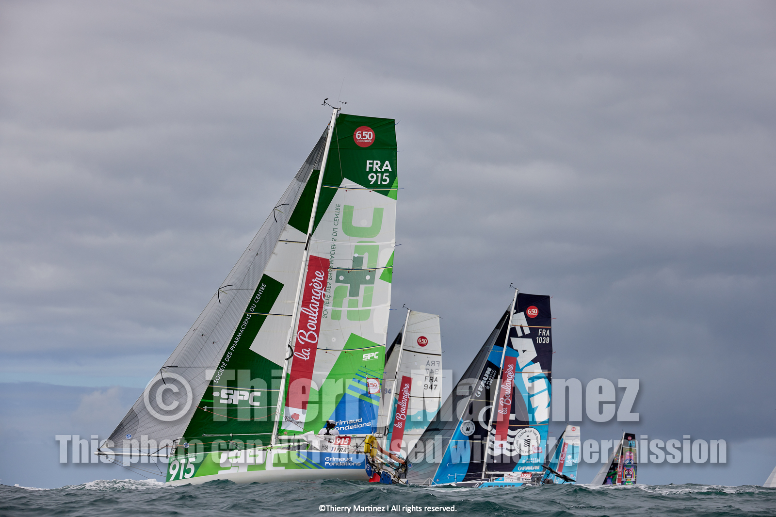 23_21991   © Thierry Martinez. LES SABLES D'OLONNE, 85 - FRANCE 25 septembre 2023.Départ MINI TRANSAT 2023. Départ du Dimanche 24 septembre retardé au Lundi 25 Sept .Les Sables d’Olonne (FRA)    Santa Cruz de la Palma ( Canaries)    St François ( Guadeloupe): 4050 NM.