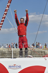 Arrival of NEW YORK-VENDEE (Les Sables d’Olonne) presented by Currency House & SpaceCode.