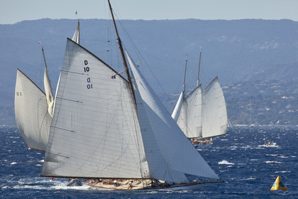 THM-21_23089_VOILES ST TROPEZ DAY 2 HELI