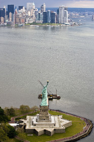 AERIAL VIEW OF NEW YORK CITY (NEW YORK-USA)