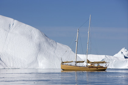 Schooner LA LOUISE sailing on west coast of Greenland.