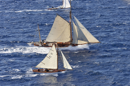 THM-21_23198_VOILES ST TROPEZ DAY 2 HELI