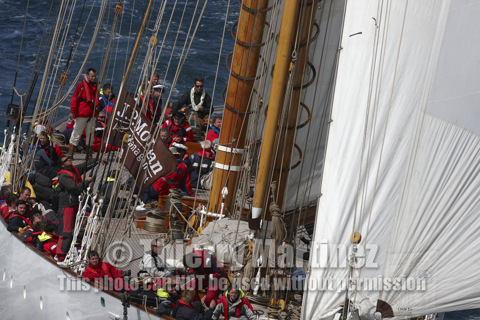 JP Morgan Asset Management Round The Island Race.