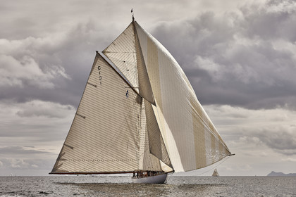 22_23021  © Thierry Martinez.FAIRLIE,SCOTLAND - UK 14th June 20222022 RICHARD MILLE FIFE REGATTA.Day 4 :ROTHESAY (ISLE OF BUTE) to PORTAVADIE.