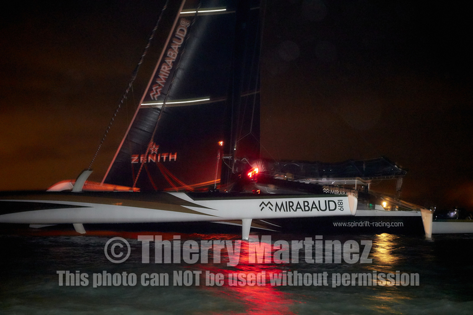 MAXI  SPINDRIFT 2 Jules Verne trophy  2015 2016 attempt.