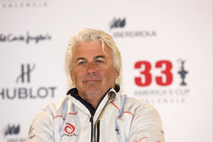 33rd  AMERICA'S CUP Valencia Spain, February 2010 - Defender:  ALINGHI (ALINGHI 5) vs Challenger : BMW Oracle Racing (USA 17)