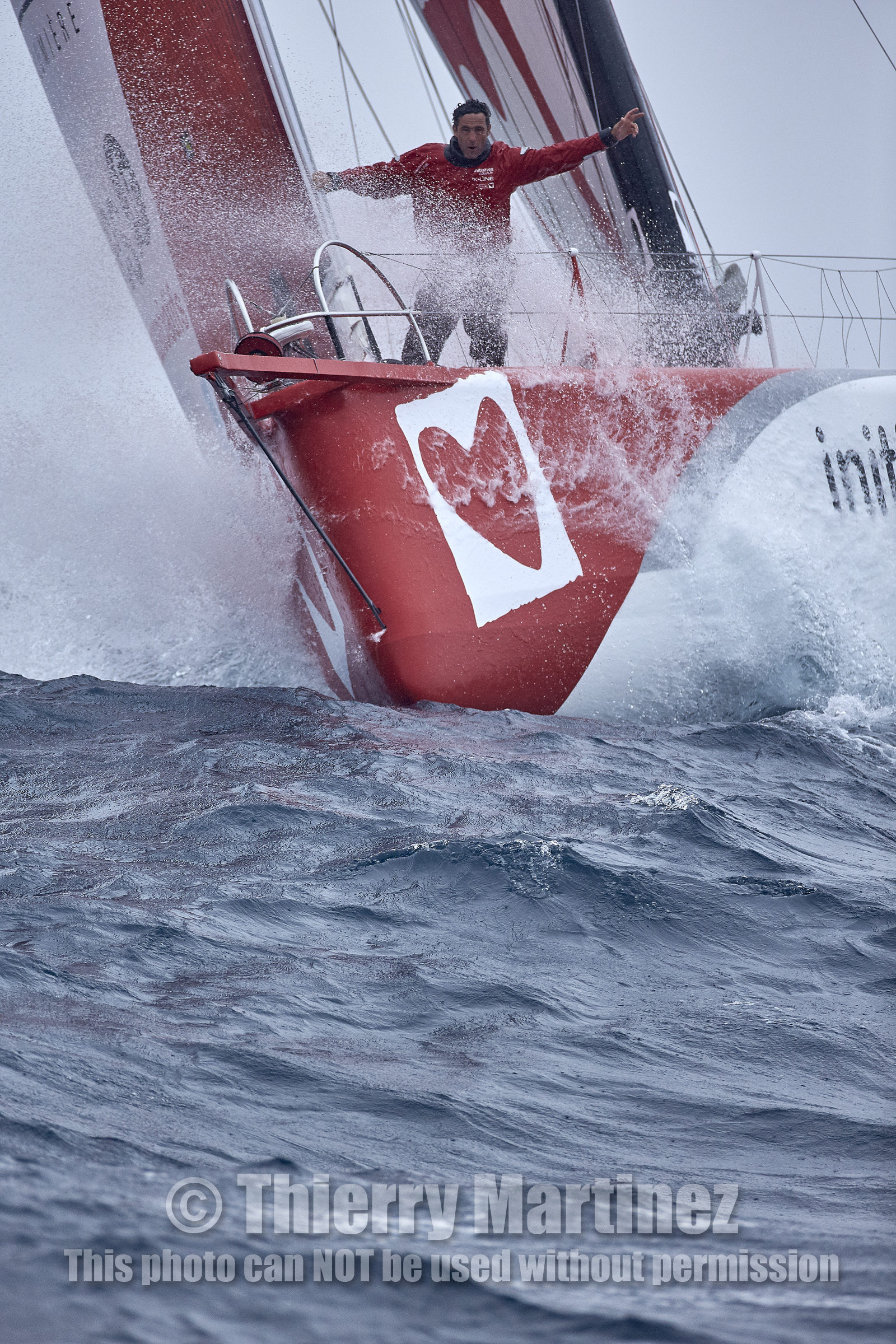 16_40236  ©Th.Martinez Sea&Co.  ILE DE GROIX - - FRANCE. 3 Août 2016. .Tanguy De Lamotte (FRA), a bord de l'IMOCA Initiatives-Coeur au large de l'Ile de Groix (FRA) en préparation du Vendée Globe 2016-17.