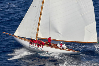 THM-21_22983_VOILES ST TROPEZ DAY 2 HELI