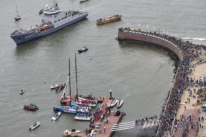 team AkzoNobel  in Volvo Ocean Race 2017-18.