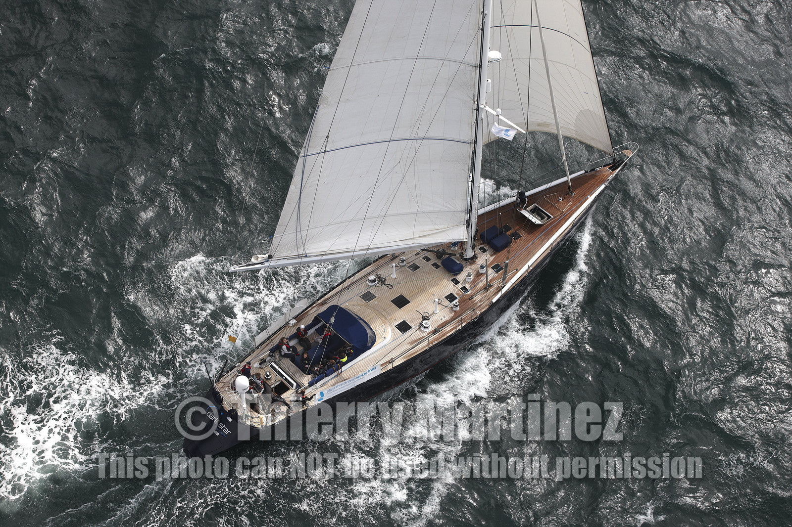 JP Morgan Asset Management Round The Island Race.