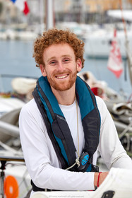 23_21675   © Thierry Martinez. LES SABLES D'OLONNE, 85 - FRANCE 25 septembre 2023.Départ MINI TRANSAT 2023. Départ du Dimanche 24 septembre retardé au Lundi 25 Sept .Les Sables d’Olonne (FRA)    Santa Cruz de la Palma ( Canaries)    St François ( Guadeloupe): 4050 NM.