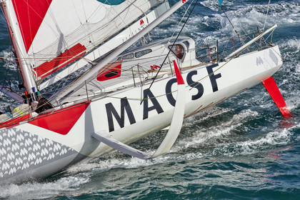 22_39060   © Thierry Martinez.DINARD, FRANCE. 9 Novembre  2022Départ de la 12éme ROUTE DU RHUM, transatlantique course à la voile en solitaire de St Malo(FRA)  à Pointe à Pitre (FRA-Guadeloupe) 3.543 milles nautiques.