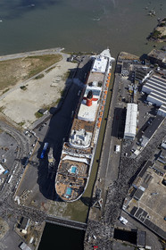 THM_17_041693_THE_BRIDGE