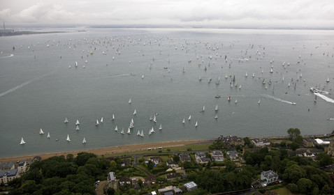 JP Morgan Asset Management Round The Island Race. 20 June 2009.