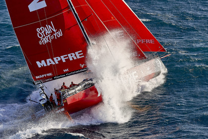 THM-17_106664_VOR-LISBON-LEG2start