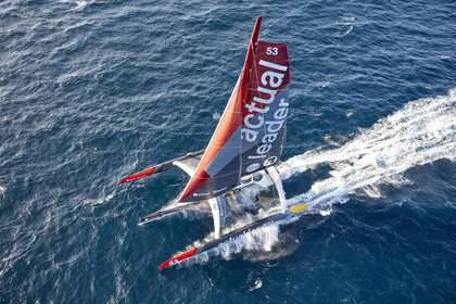 « ULTIM ACTUAL LEADER , Skipper Yves Le Blevec.