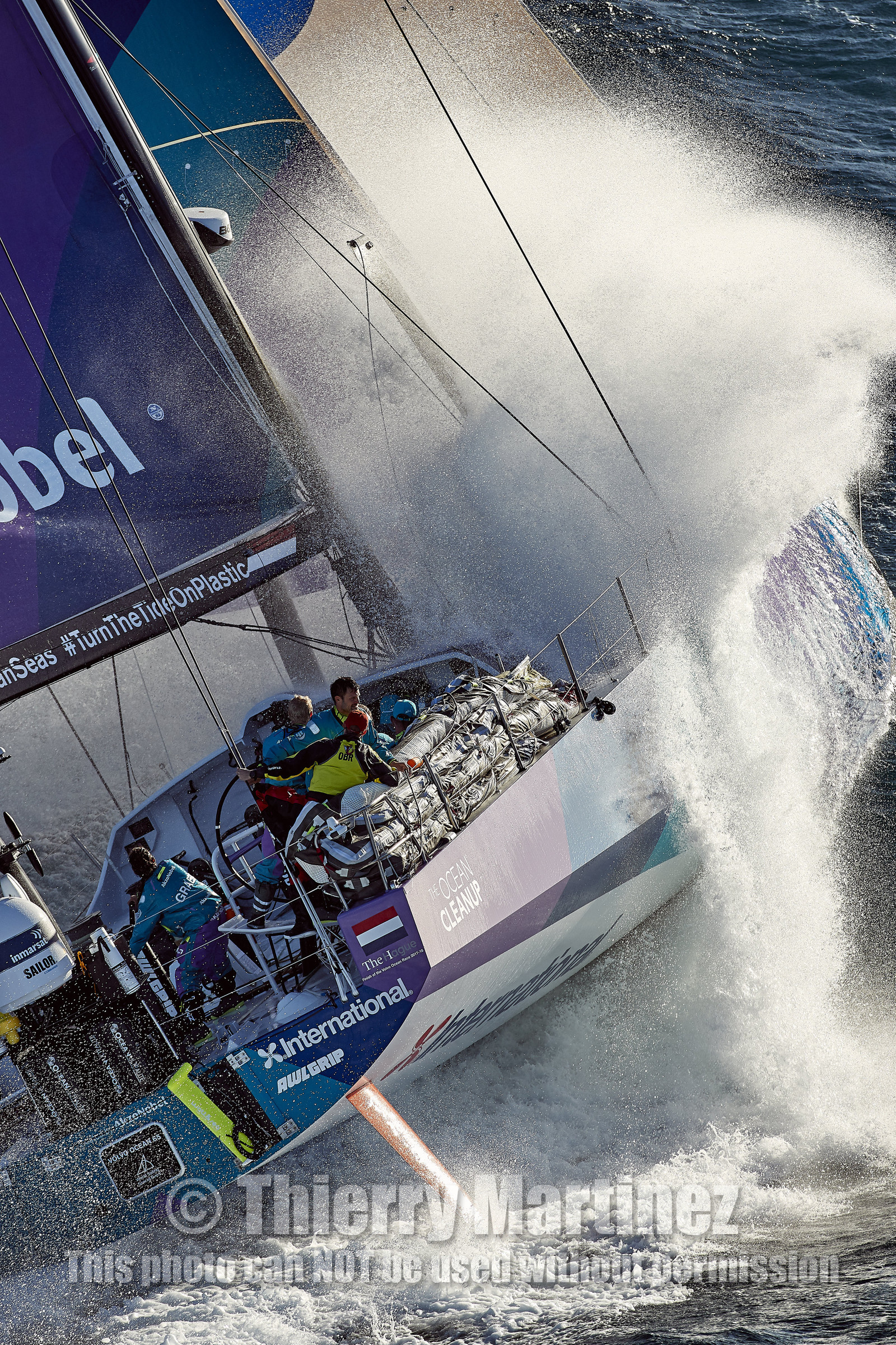 THM-17_108388_VOR-LISBON-LEG2start