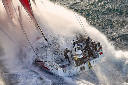 THM-17_107602_VOR-LISBON-LEG2start