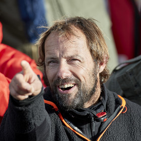 Single-handed sailing round the world record .
