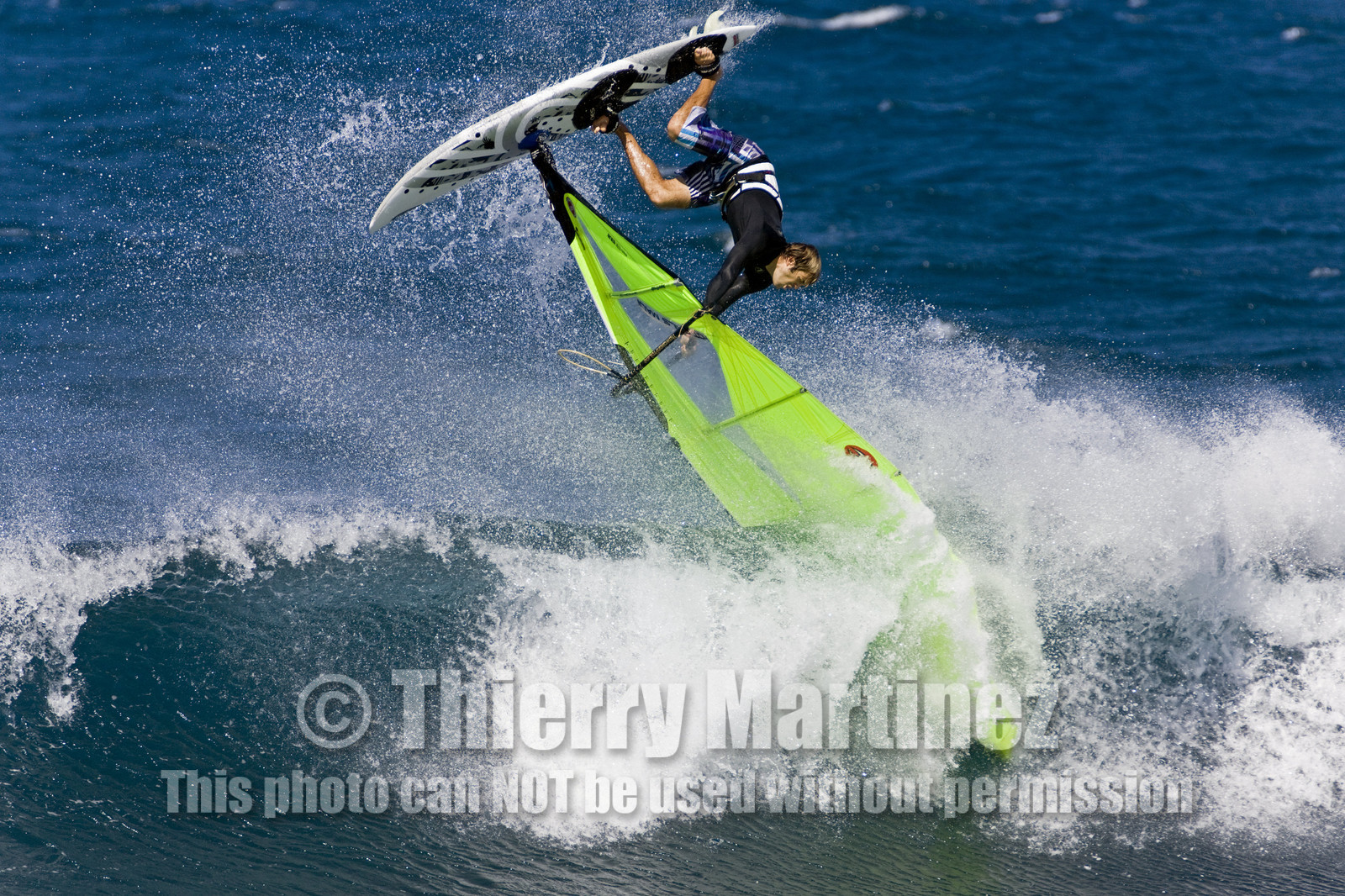 Windsurf in waves at Hookip'a Beach - North Shore Maui - Hawaii.
