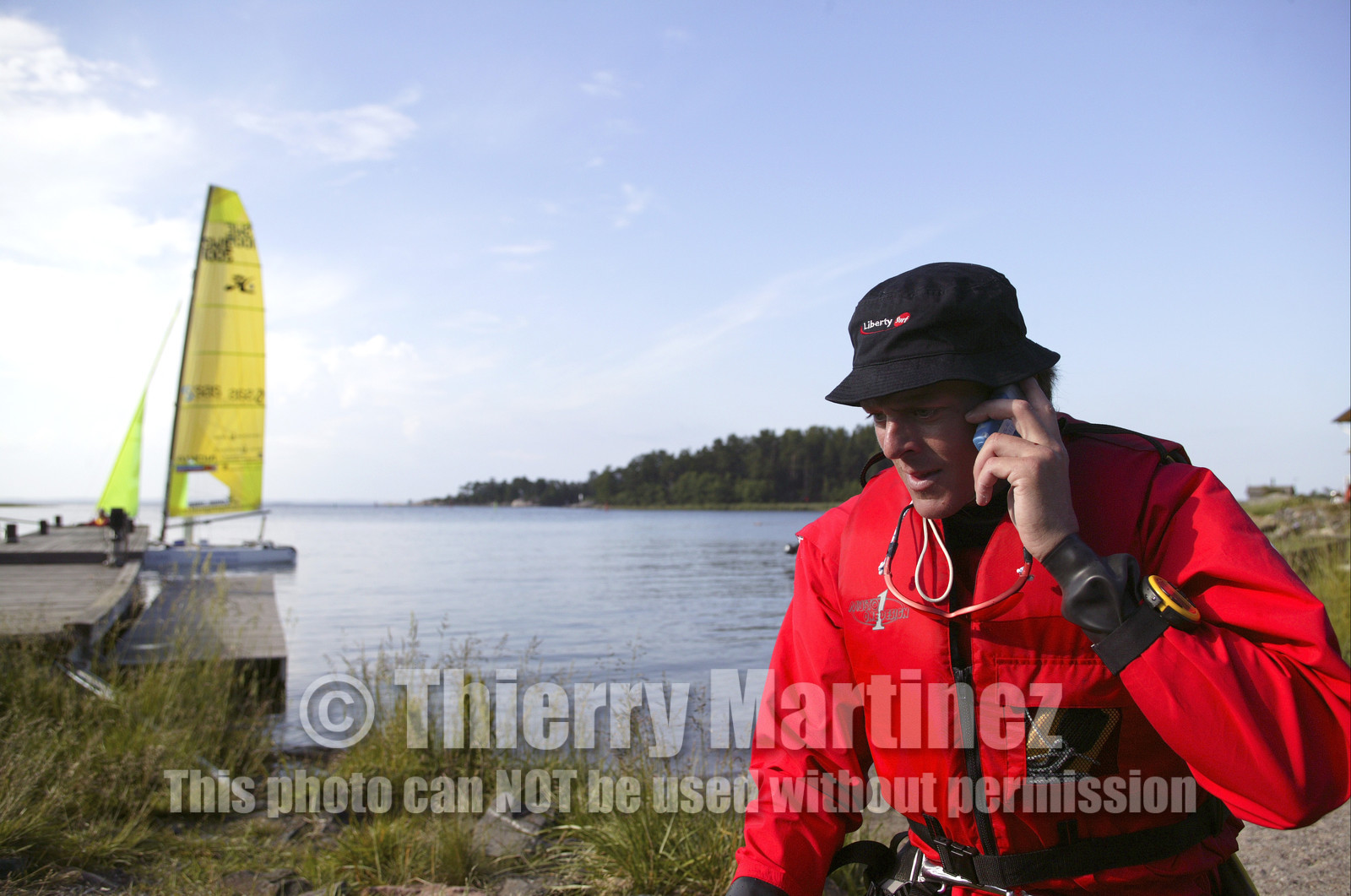 03_3084D  © Th.Martinez,STOCKHOLM ARCHIPELAGO SWEDEN, 8 07 03-Archipelago Raid (2003)  Day 1..Frederik Hansen (SWE) REALSAILING at a check-point.