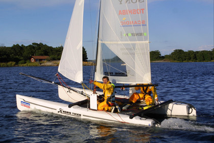 01_0480D-©ThMartinez- Sweden 1st 3rd August 2001. Archipelago Raid (Catamaran Formula 18).1st August 2001- Day1; Steve Ravussin (SUI) & Franck Cammas(FRA)