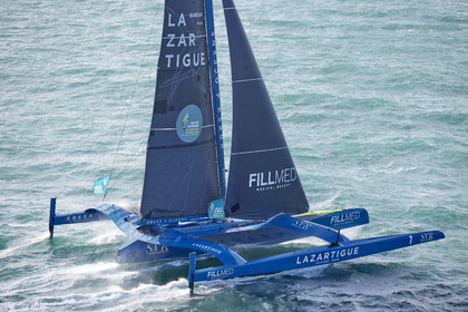 22_39296   © Thierry Martinez.DINARD, FRANCE. 9 Novembre  2022Départ de la 12éme ROUTE DU RHUM, transatlantique course à la voile en solitaire de St Malo(FRA)  à Pointe à Pitre (FRA-Guadeloupe) 3.543 milles nautiques.