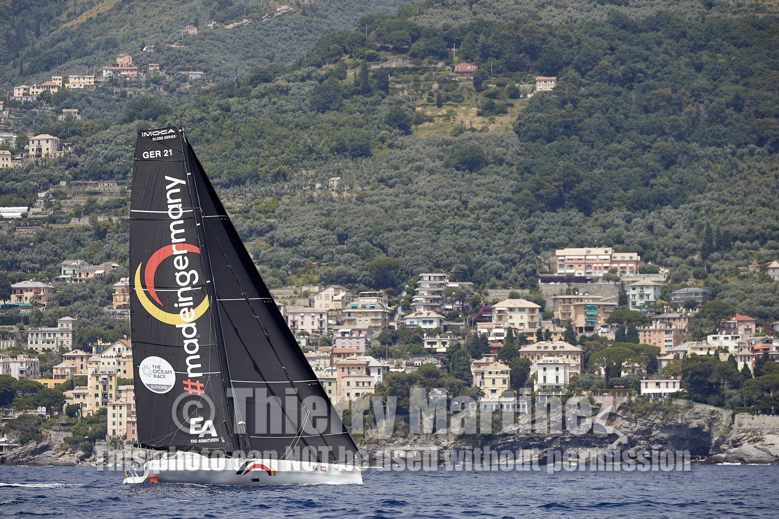 THM-21_15402_THE OCEAN RACE COASTAL RACE GENOVA