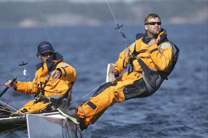 03_3064D © Th.Martinez,STOCKHOLM ARCHIPELAGO SWEDEN, 8 07 03-Archipelago Raid (2003)  Day 1..TIDERMANS   Anders Lewander (SWE)- at the helm and Calle Hendix (SWE) at the navigation on trapeze..Archipelago Raid = navigation.