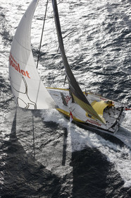 12_20375 CHEMINEES POUJOULAT ( IMOCA 60') , Skipper Bernard Stamm (SUI)