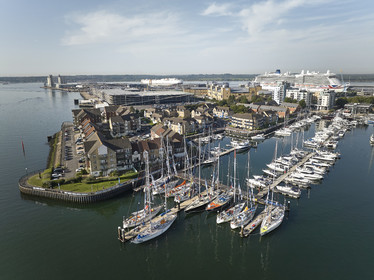 23_17744   © Thierry Martinez   Studio Borlenghi.SOUTHAMPTON,  - UK 9 septembre 2023.OCEAN GLOBE RACE 2023.Start Leg 1 Sunday 10th Sept 2023: Southampton ( UK)   Cape Town ( South Africa) - 6650NM.