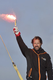 Single-handed sailing round the world record .