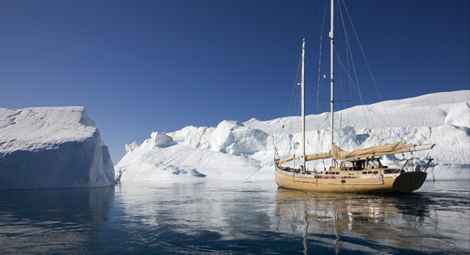 Schooner LA LOUISE sailing on west coast of Greenland.