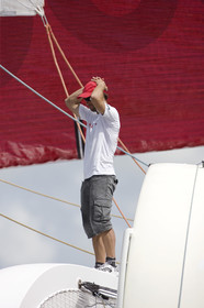 2010 ROUTE DU RHUM - LA BANQUE POSTALE . SOLO SAILING TRANSATLANTIC : ST MALO (FRA)   POINTE A PITRE-GUADELOUPE (FRENCH WEST INDIES). FINISH.