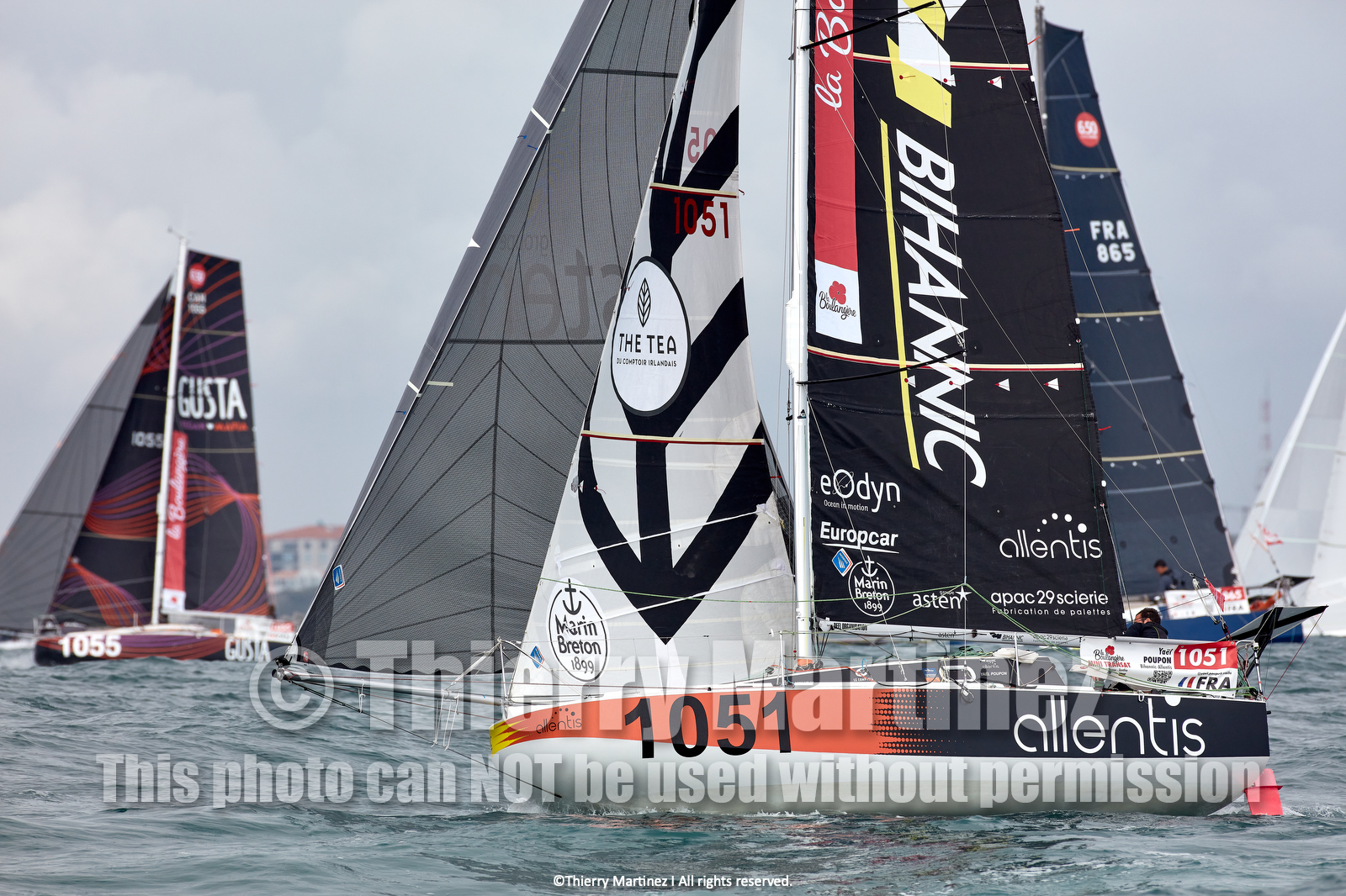 23_22466   © Thierry Martinez. LES SABLES D'OLONNE, 85 - FRANCE 25 septembre 2023.Départ MINI TRANSAT 2023. Départ du Dimanche 24 septembre retardé au Lundi 25 Sept .Les Sables d’Olonne (FRA)    Santa Cruz de la Palma ( Canaries)    St François ( Guadeloupe): 4050 NM.
