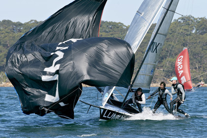 15_019696-Skiff-Sydney