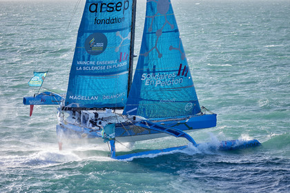 22_38839   © Thierry Martinez.DINARD, FRANCE. 9 Novembre  2022Départ de la 12éme ROUTE DU RHUM, transatlantique course à la voile en solitaire de St Malo(FRA)  à Pointe à Pitre (FRA-Guadeloupe) 3.543 milles nautiques.