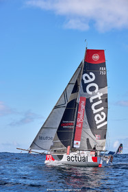 23_22183   © Thierry Martinez. LES SABLES D'OLONNE, 85 - FRANCE 25 septembre 2023.Départ MINI TRANSAT 2023. Départ du Dimanche 24 septembre retardé au Lundi 25 Sept .Les Sables d’Olonne (FRA)    Santa Cruz de la Palma ( Canaries)    St François ( Guadeloupe): 4050 NM.