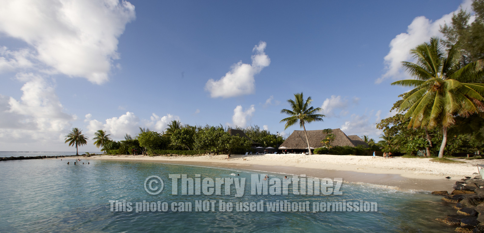 15_023550  ©ThMartinez Sea&Co.  HUAHINE - ILES SOUS LE VENT. POLYNESIE FRANCAISE . 31 January 2015. .Village de FARE.