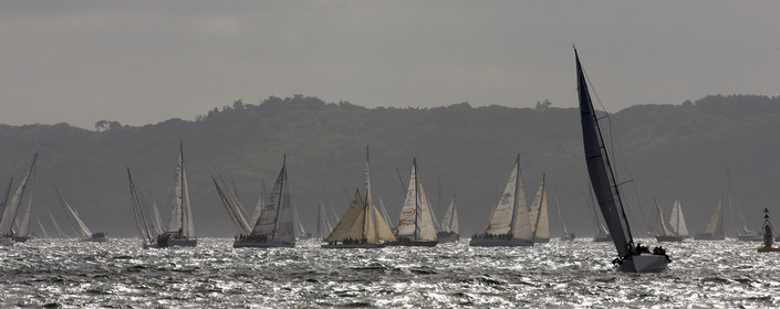 JP Morgan Asset Management Round The Island Race.
