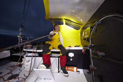 12_19717 CHEMINEES POUJOULAT ( IMOCA 60') , Skipper Bernard Stamm (SUI)