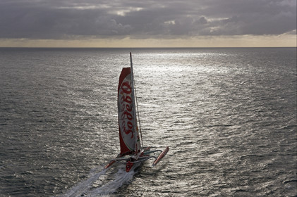 Thomas Coville (FRA) maxi trimaran SODEBO Solo round the world record attempt. Start in Brest (FRA)