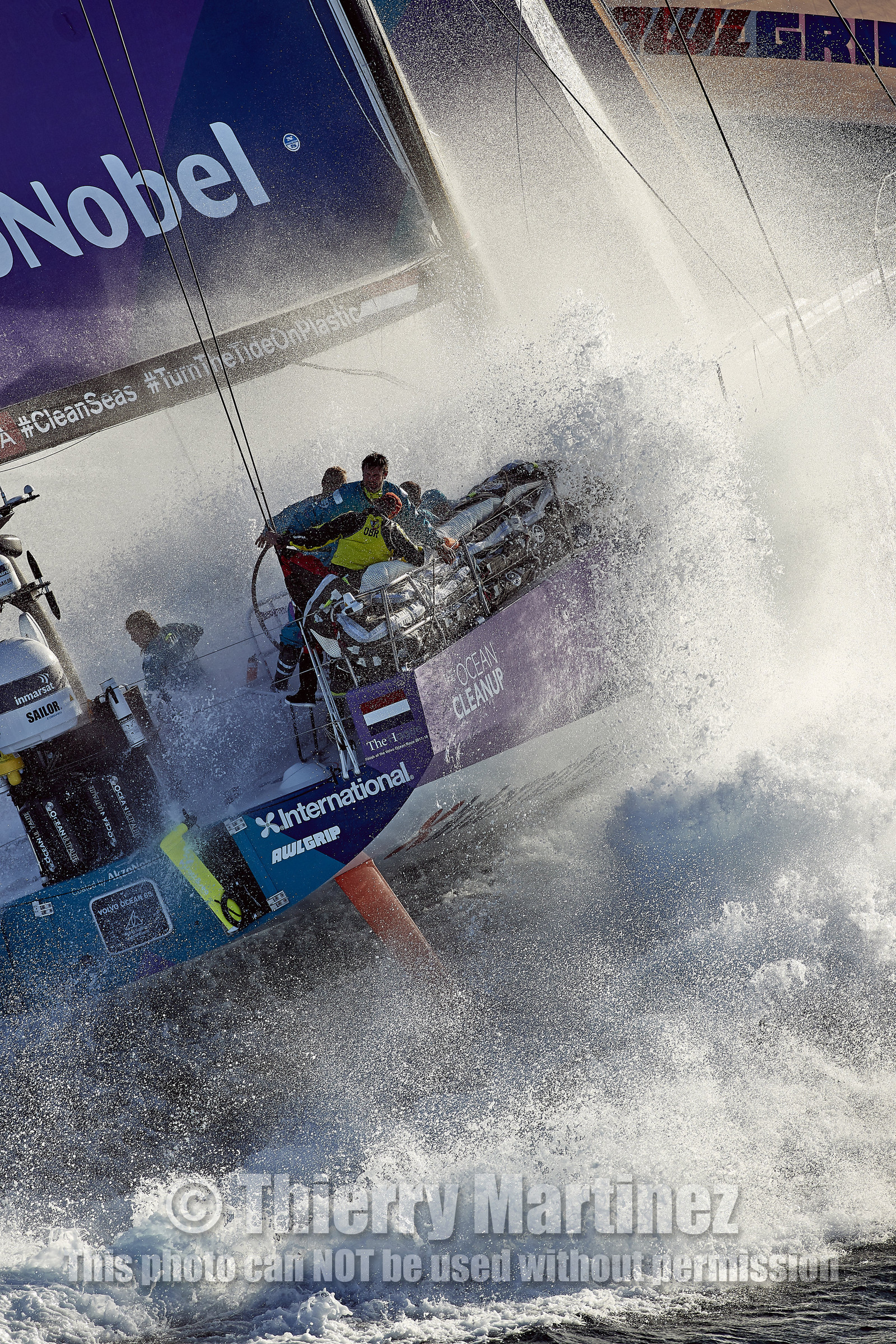 THM-17_108399_VOR-LISBON-LEG2start