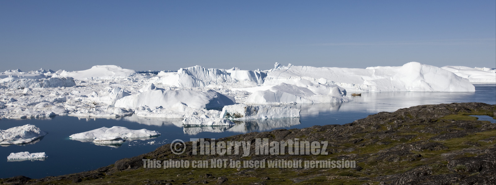 Schooner LA LOUISE sailing on west coast of Greenland.